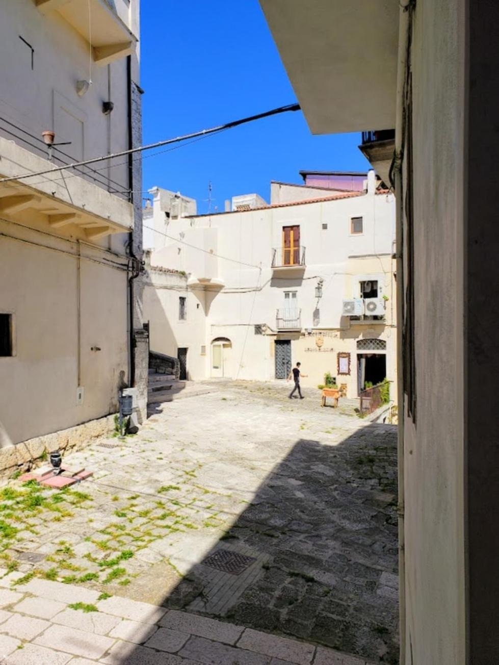 Suite Rotari - Affitti Brevi Italia Monte Sant'Angelo Eksteriør billede
